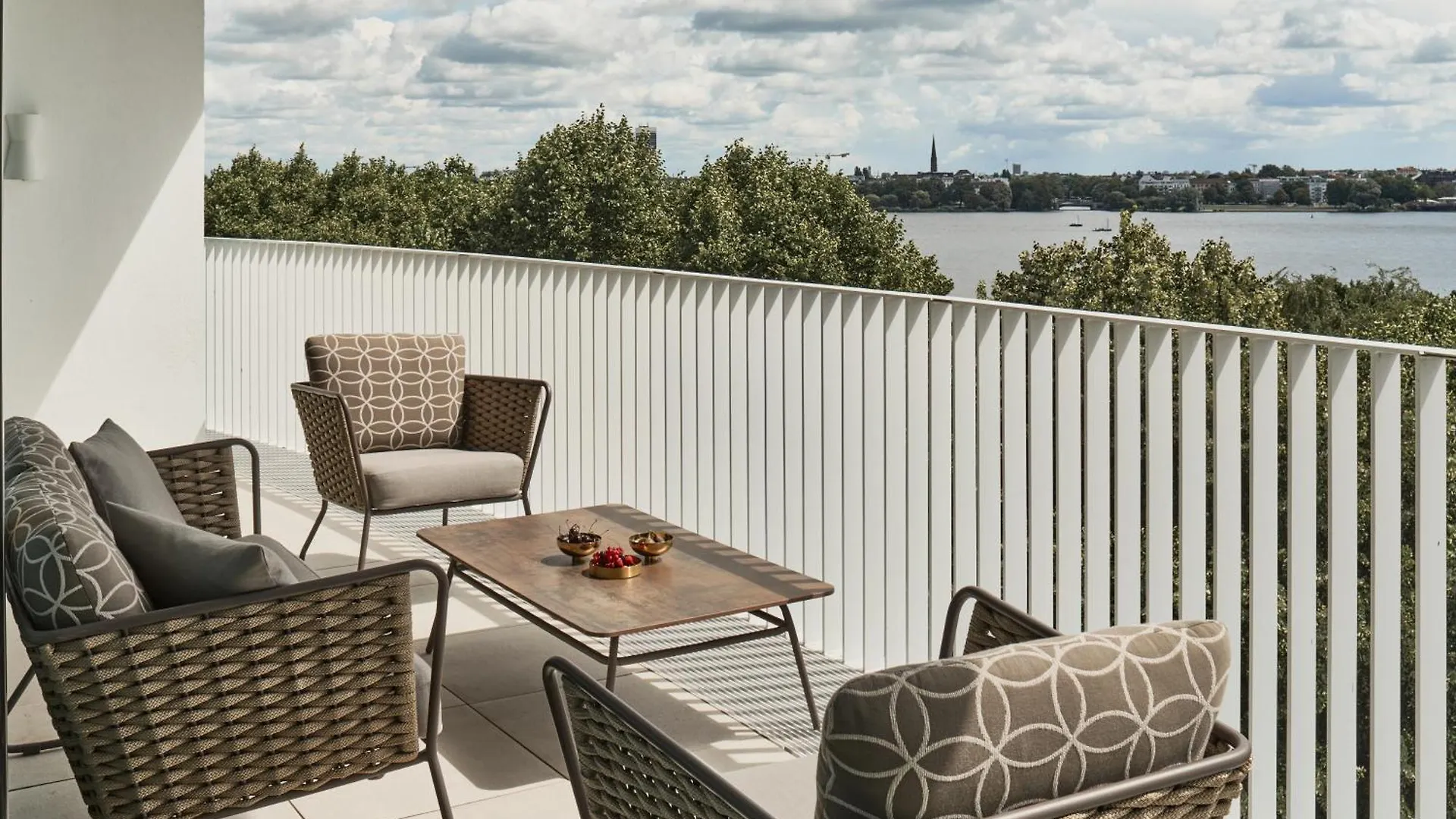 ***** Hotel The Fontenay Hamburg Deutschland