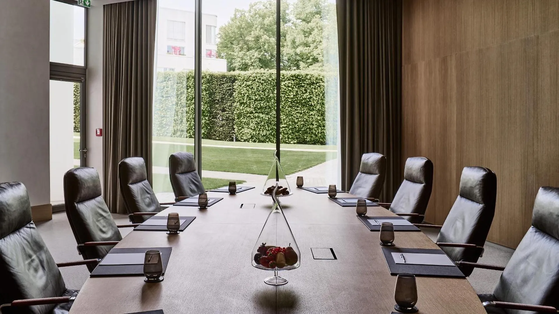 ***** Hotel The Fontenay Hamburg Germany