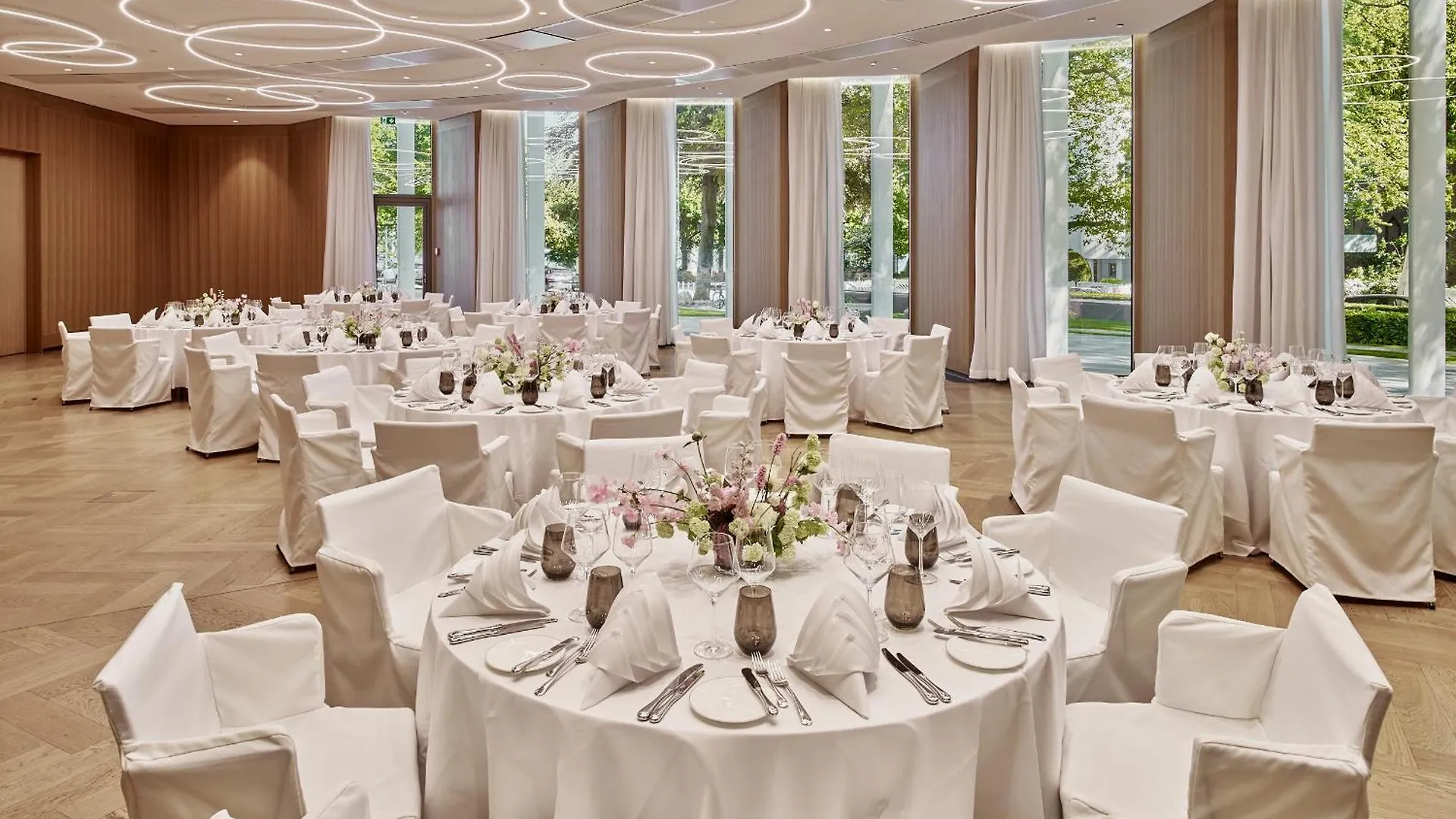 The Fontenay Hamburg 5*,